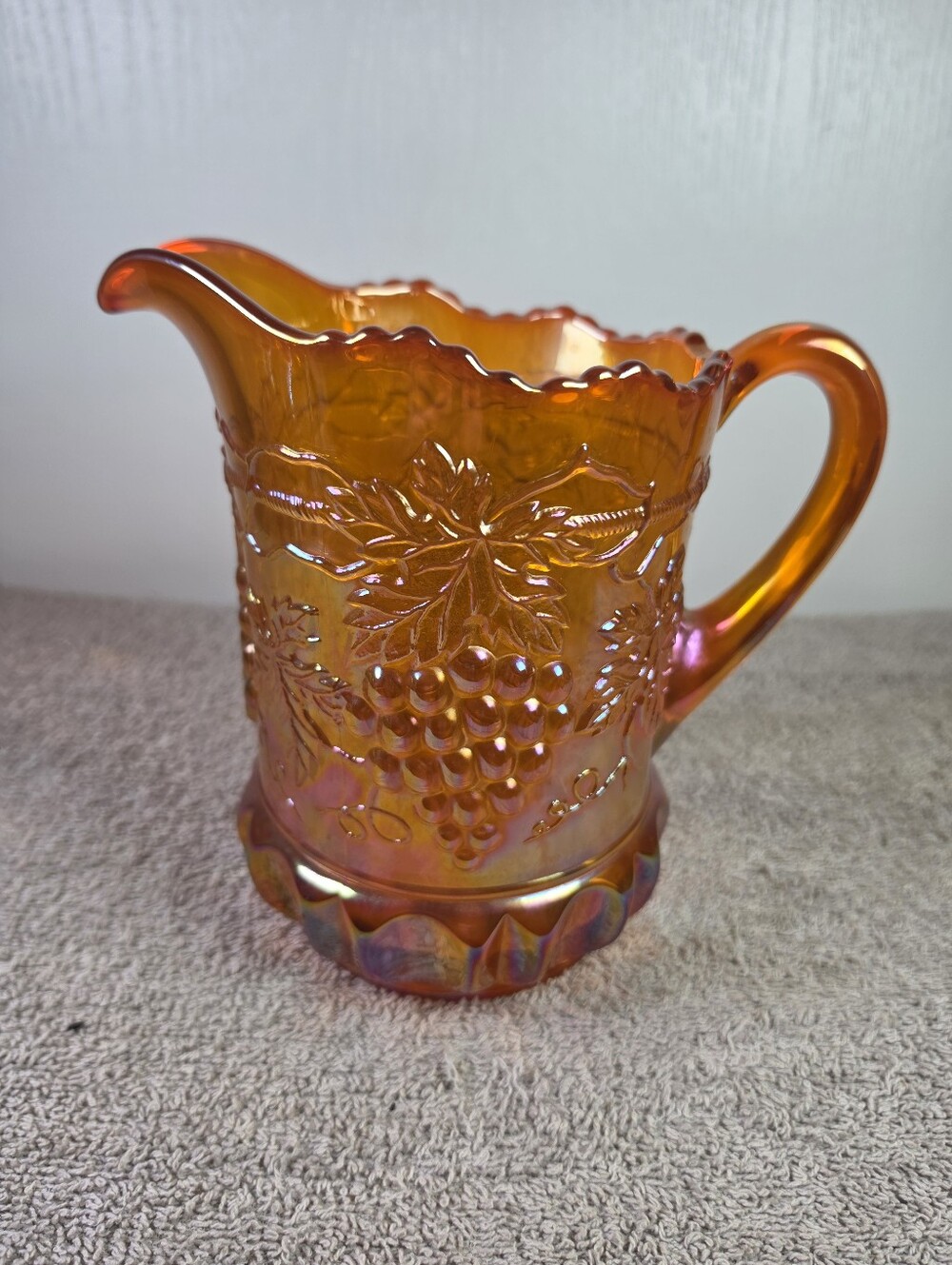 Vintage Imperial Glass Marigold Carnival Glass Pitcher Imperial Grape Pattern - Picture 11 of 11